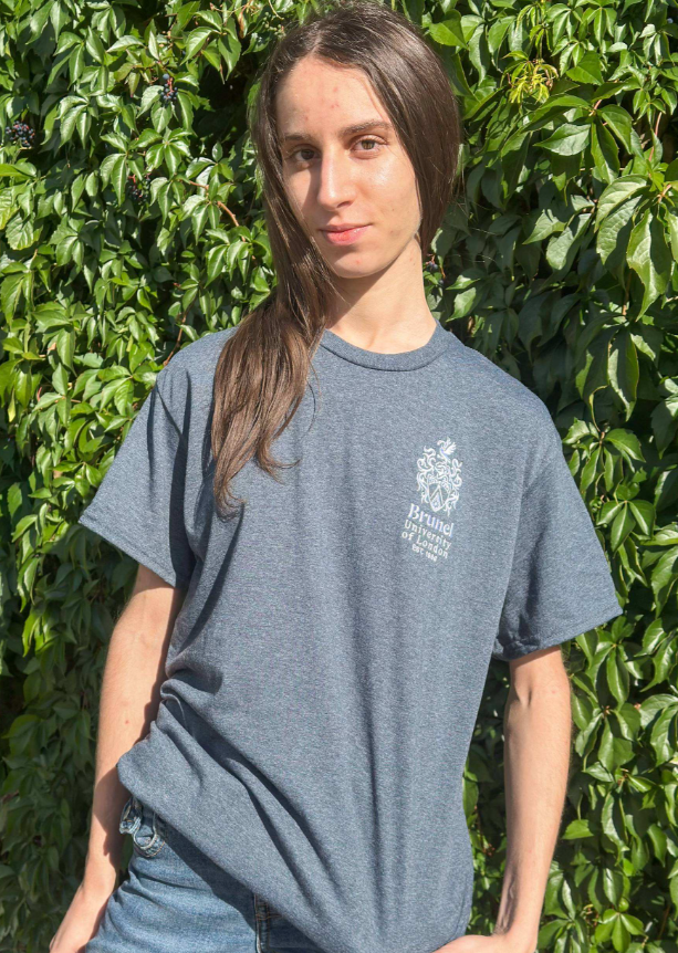 T Shirt University Crest Embroidered